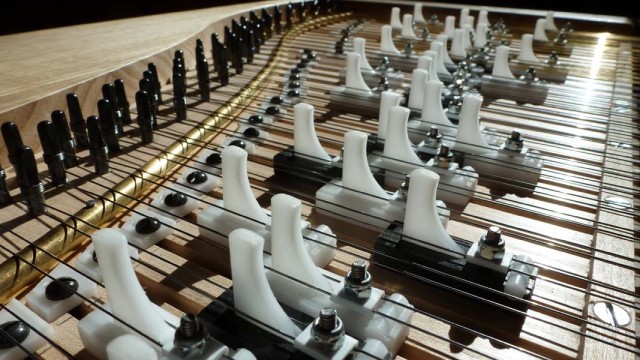 An Open Intonation: The Fluid Piano