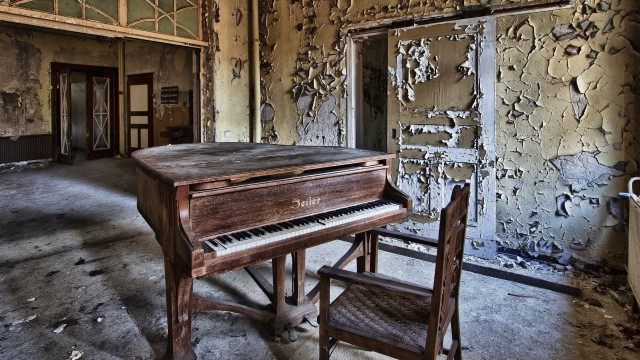 Let the Music Play
